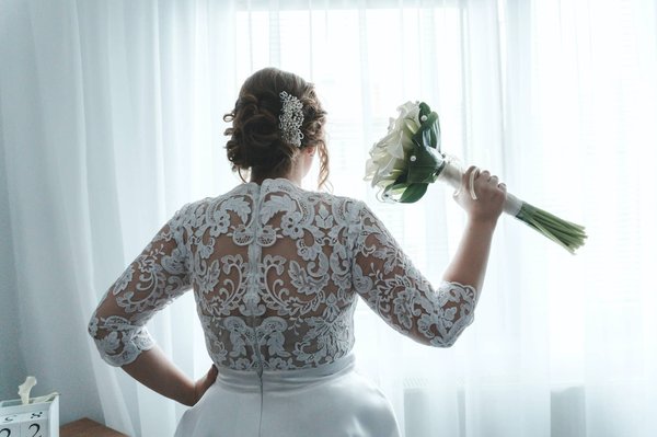 Les robes champêtres de mariage sont-elles adaptées à toutes les saisons ?